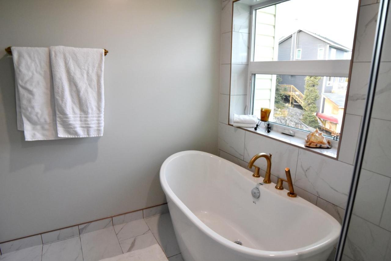 Aurora Guest House Yellowknife Bagian luar foto